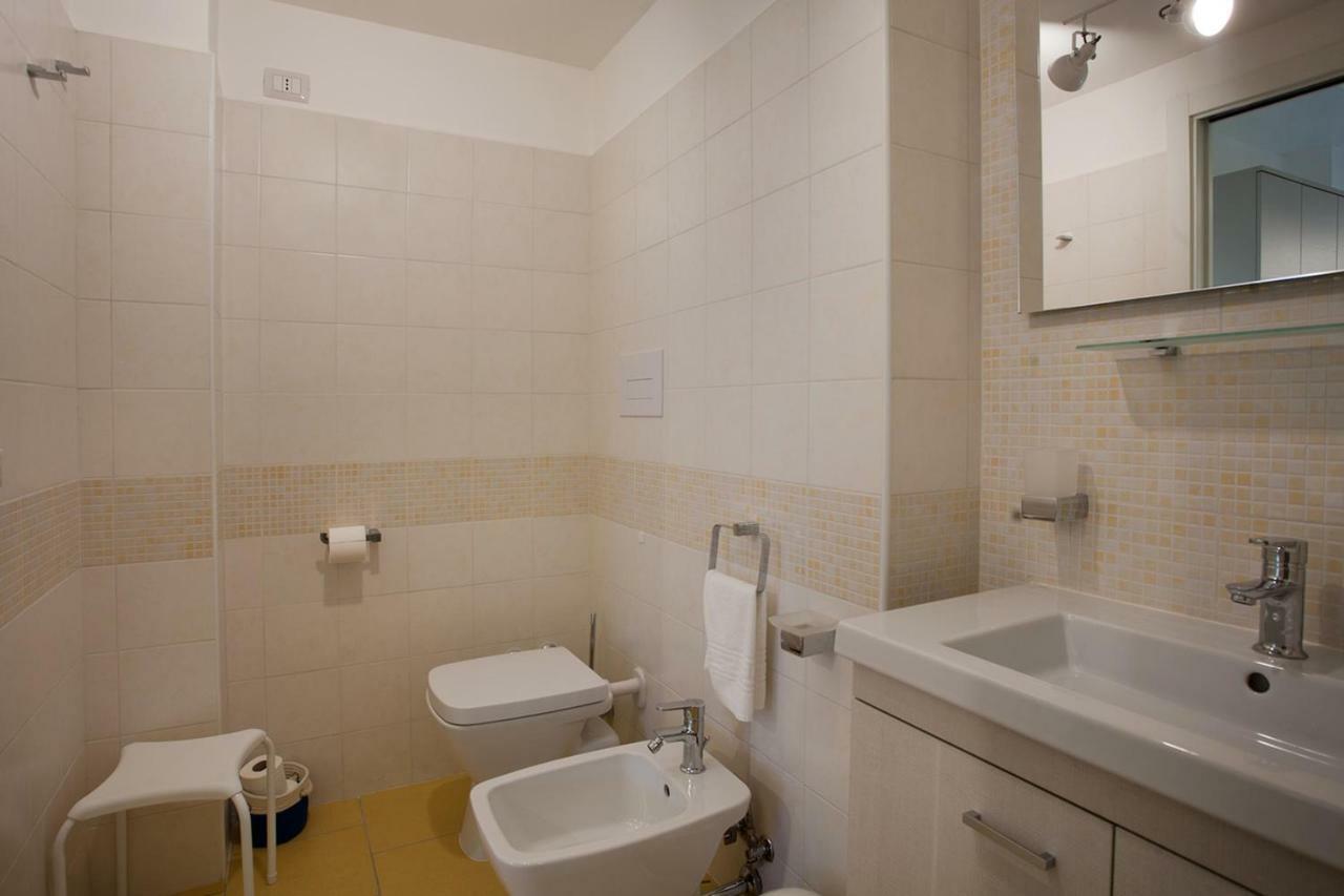 B&B A Due Passi Dal Mare Catona Di Reggio Calabria ภายนอก รูปภาพ