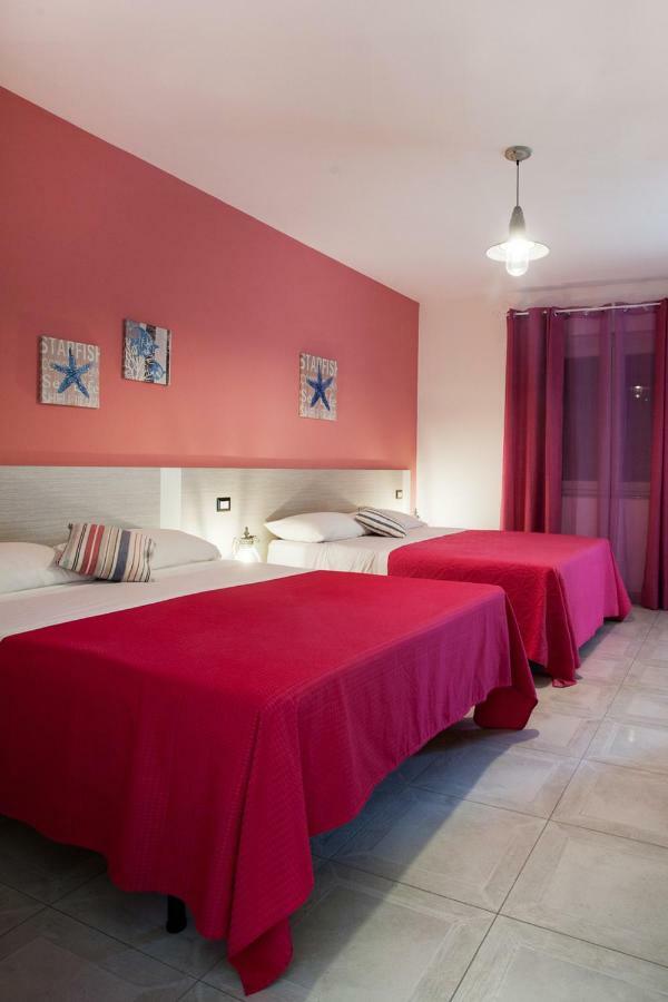 B&B A Due Passi Dal Mare Catona Di Reggio Calabria ภายนอก รูปภาพ